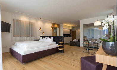 One of the suites of Villa Grüntaler