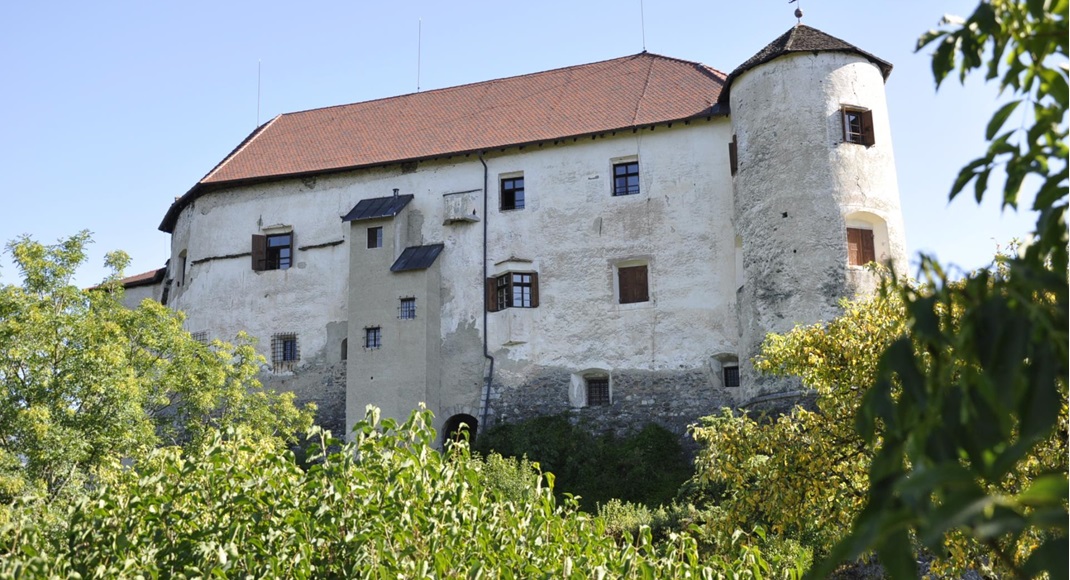 Rodenegg Castle