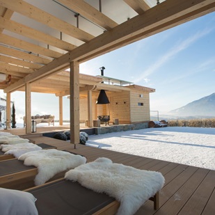 Un'area relax all'aperto in inverno