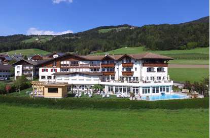 webste-hause